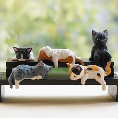 Hand-Painted Mini Cat Desk Figurines 😺