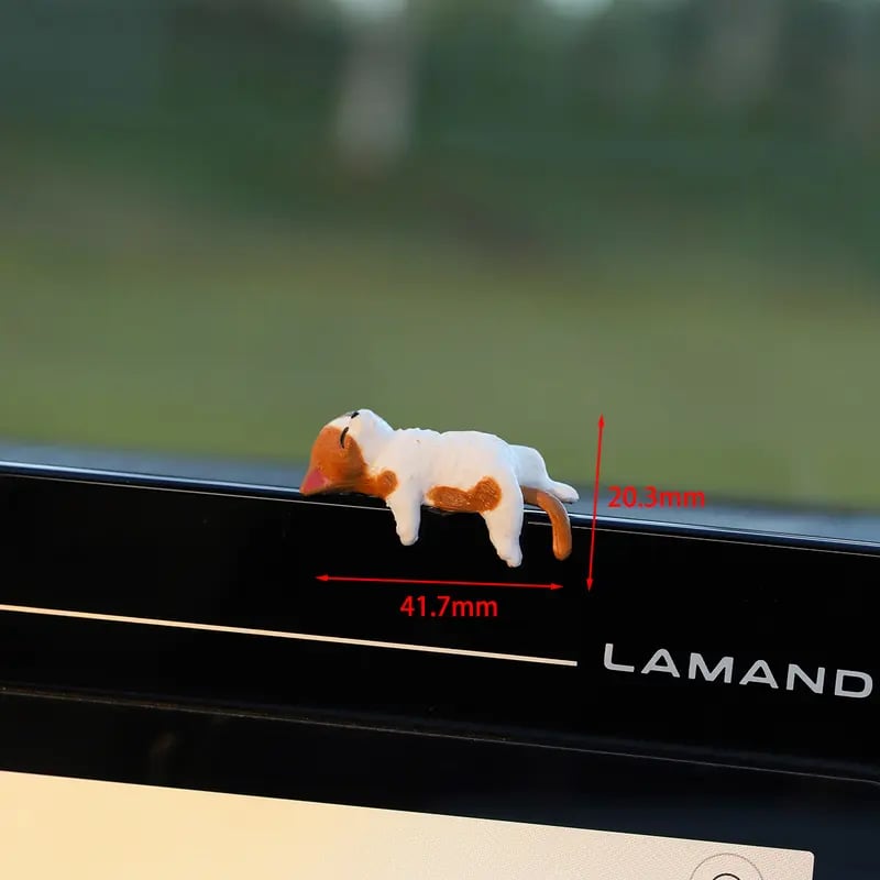 Hand-Painted Mini Cat Desk Figurines 😺
