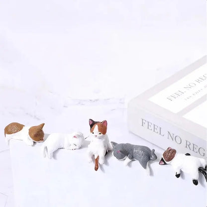Hand-Painted Mini Cat Desk Figurines 😺